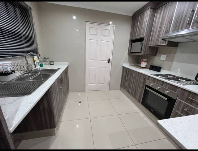 1 BEDROOM FLAT TO LET IN MOUNT VERNON
